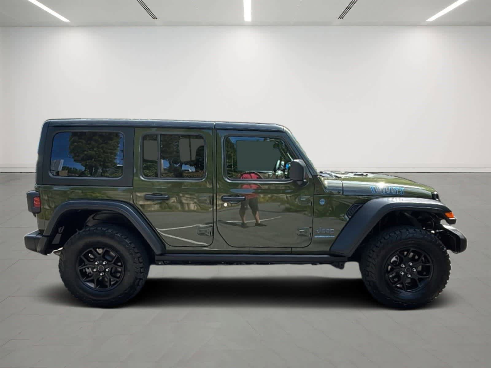 Used 2024 Jeep Wrangler Unlimited AWD/4WD image 6