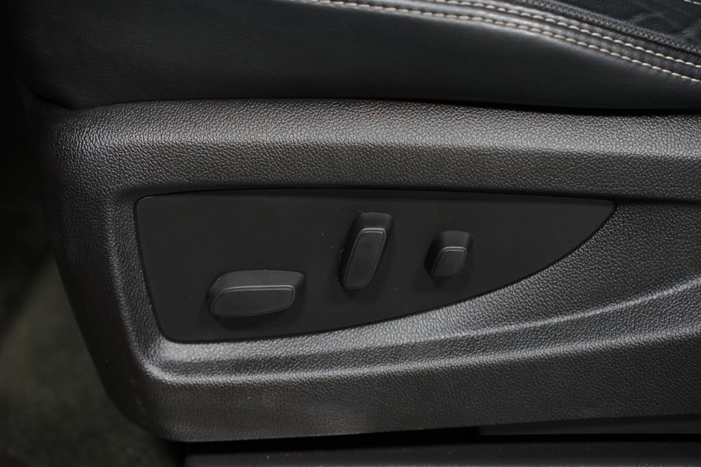 Used 2016 GMC Yukon Denali w/ Open Road Package image 37