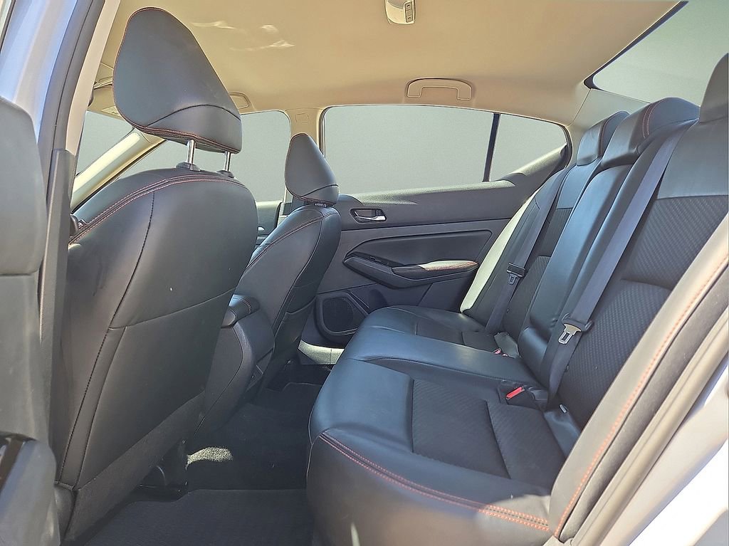 Used 2024 Nissan Altima 2.5 SR image 16