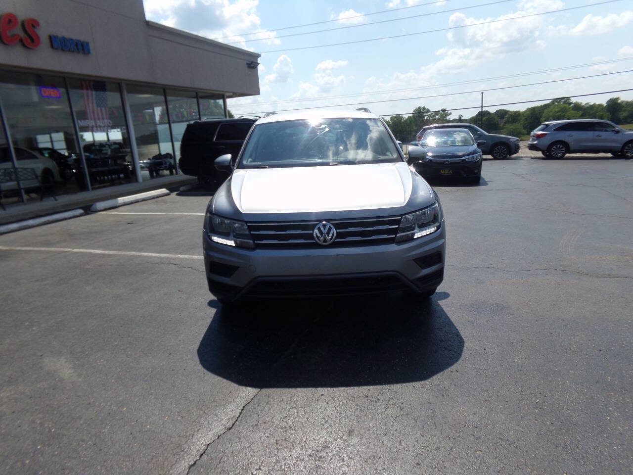 Used 2021 Volkswagen Tiguan SE image 4
