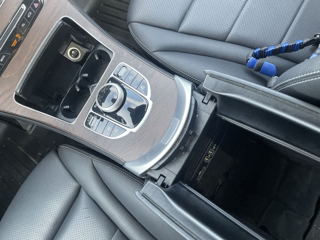 Used 2019 Mercedes-Benz GLC 300 4MATIC image 26
