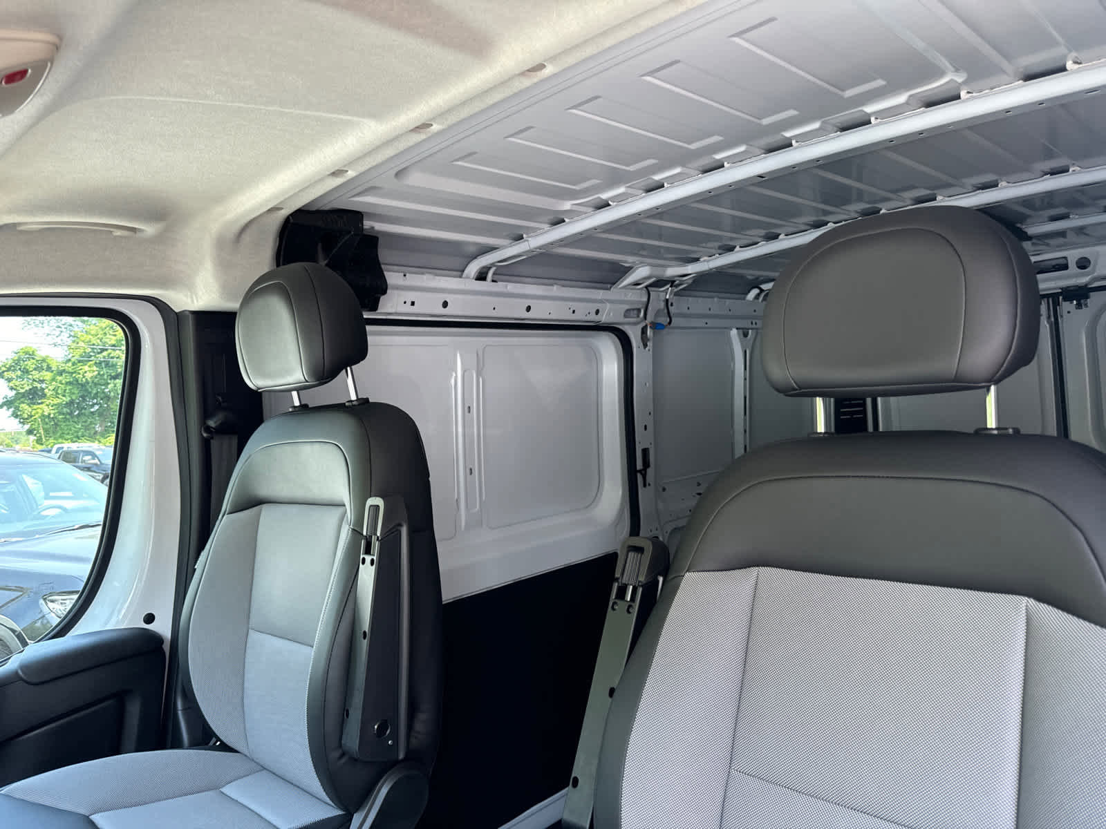 New 2024 RAM ProMaster 1500 w/ Quick Order Package 22H SLT+ image 14