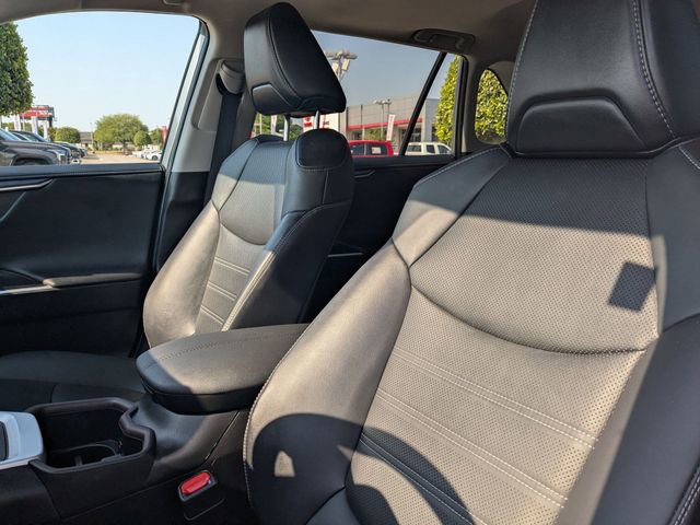 Used 2022 Toyota RAV4 Limited w/ Limited Grade Weather Package FWD image 14
