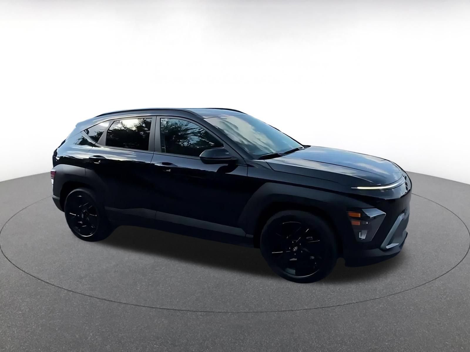 Used 2026 Hyundai Kona SEL Sport FWD image 2