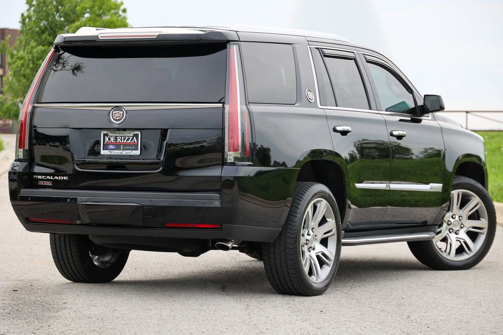 Used 2015 Cadillac Escalade Luxury RWD image 19