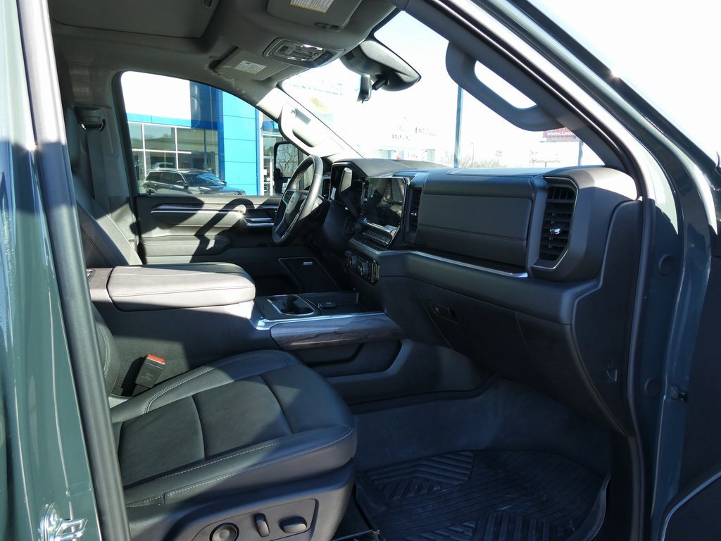 Certified 2025 Chevrolet Silverado 2500 LTZ w/ Trail Boss Package image 18