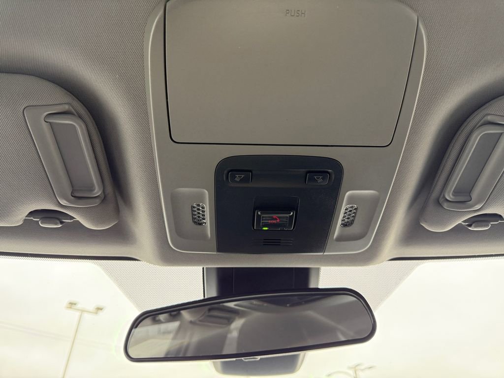 Used 2024 Toyota Camry SE image 36