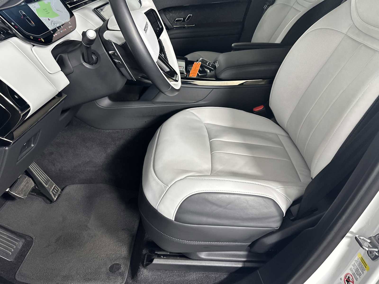 Used 2024 Land Rover Range Rover Sport Dynamic SE image 7