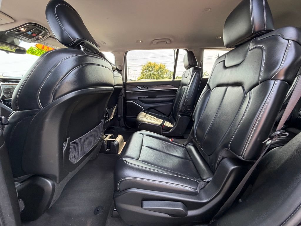 Used 2021 Jeep Grand Cherokee L Limited AWD/4WD image 23