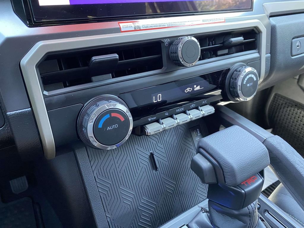 New 2025 Toyota Tacoma TRD Off-Road image 17