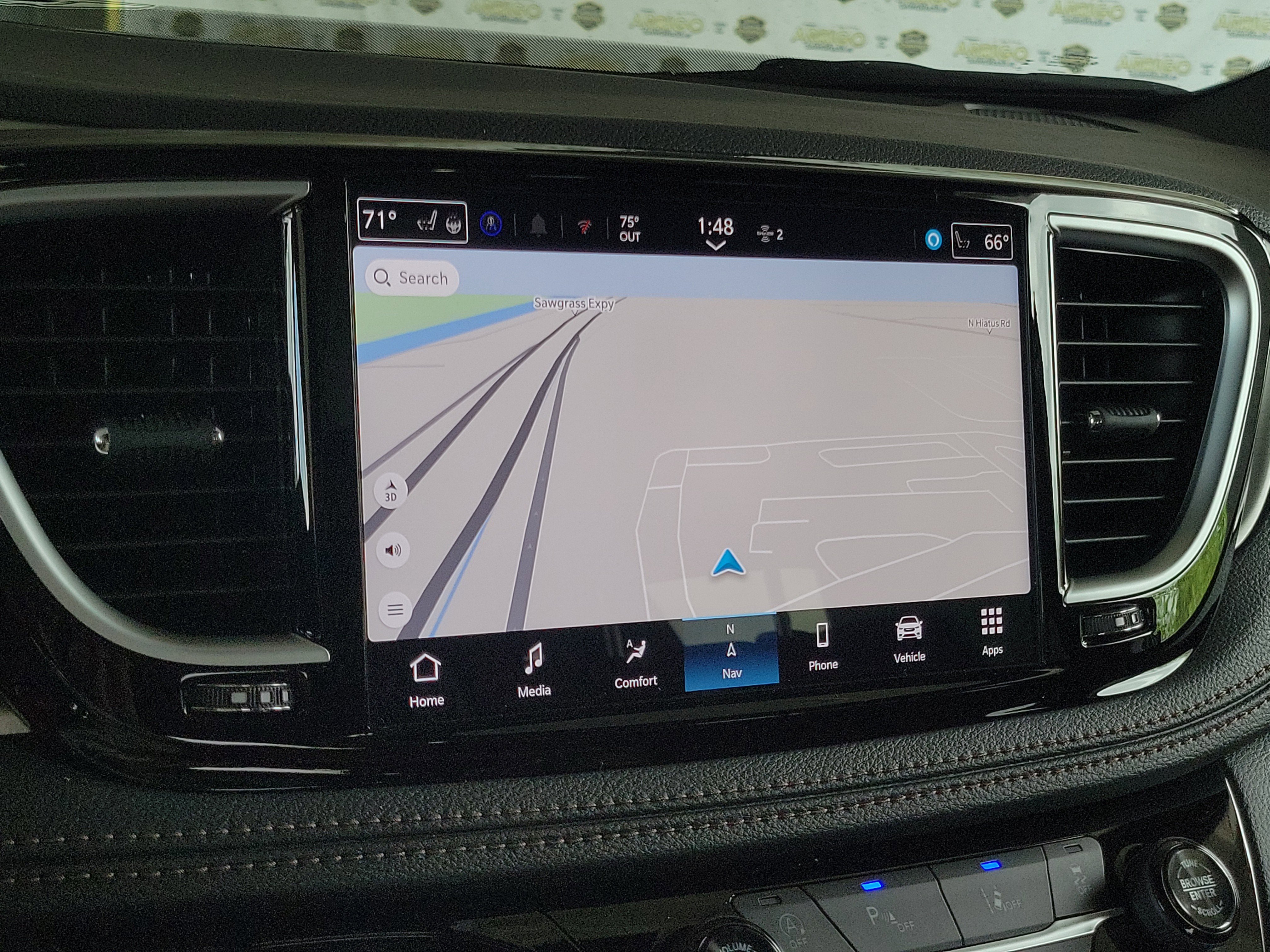 New 2026 Chrysler Pacifica Pinnacle w/ Trailer Tow Group FWD image 28