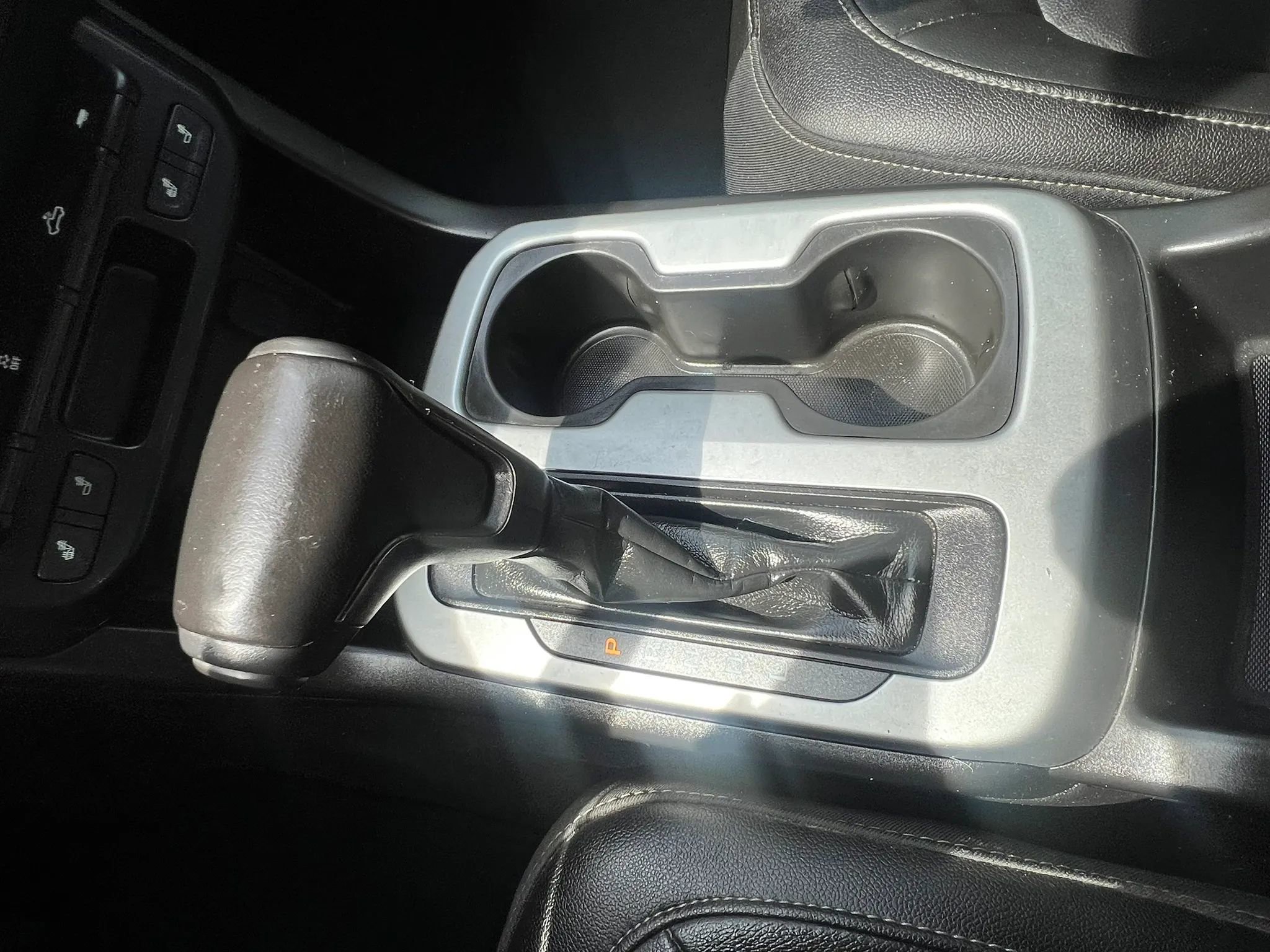 Used 2019 Chevrolet Colorado LT w/ Colorado RST Special Edition AWD/4WD image 24