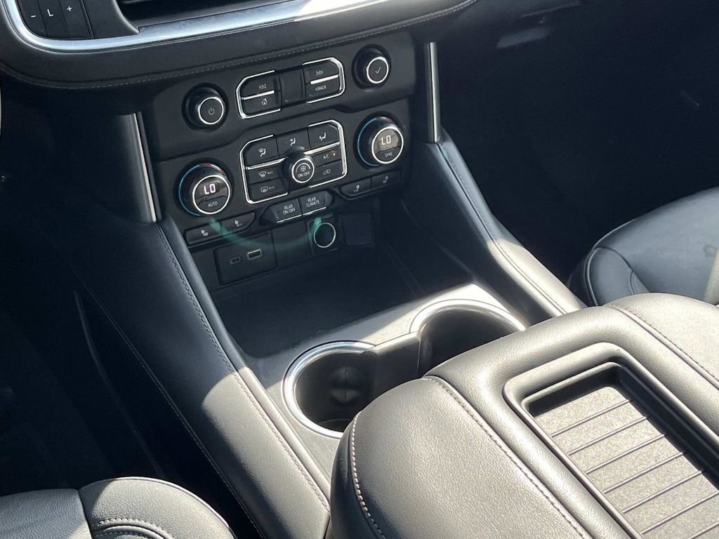 Used 2021 Chevrolet Tahoe LT w/ Rear Media and Nav Package image 14