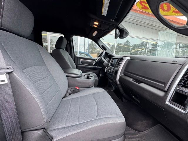 Used 2022 RAM 1500 Classic Warlock image 12