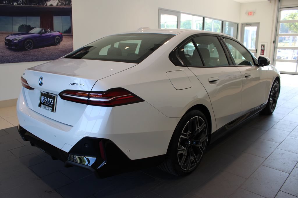 New 2027 BMW i5 xDrive40 w/ M Sport Package AWD/4WD image 18
