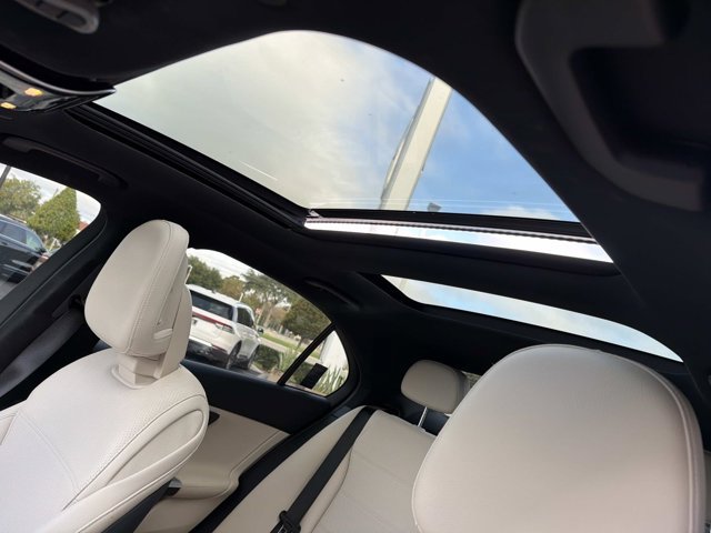 Used 2024 Mercedes-Benz C 300 Sedan image 31