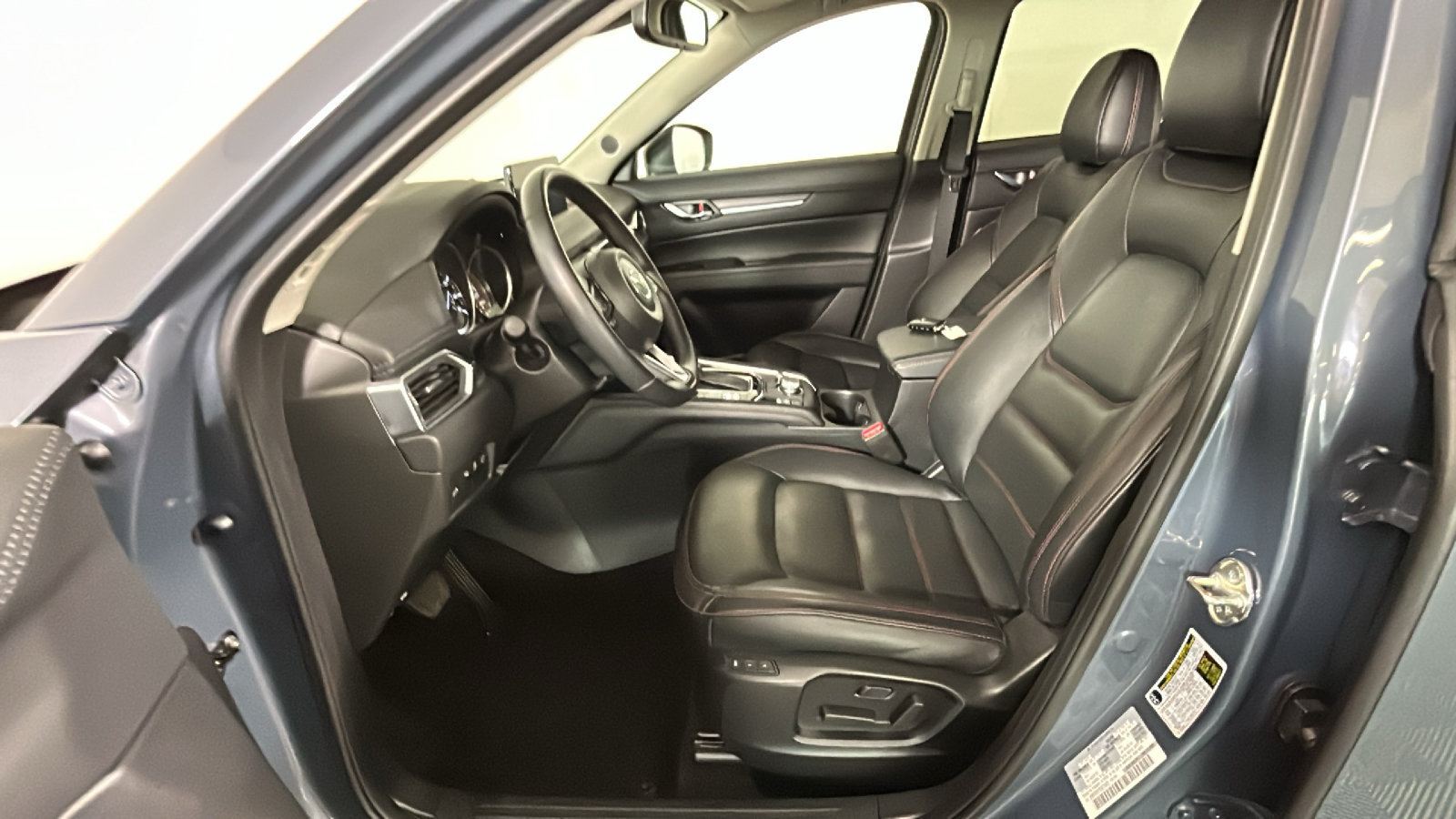 Used 2025 MAZDA CX-5 Carbon Edition AWD/4WD image 13