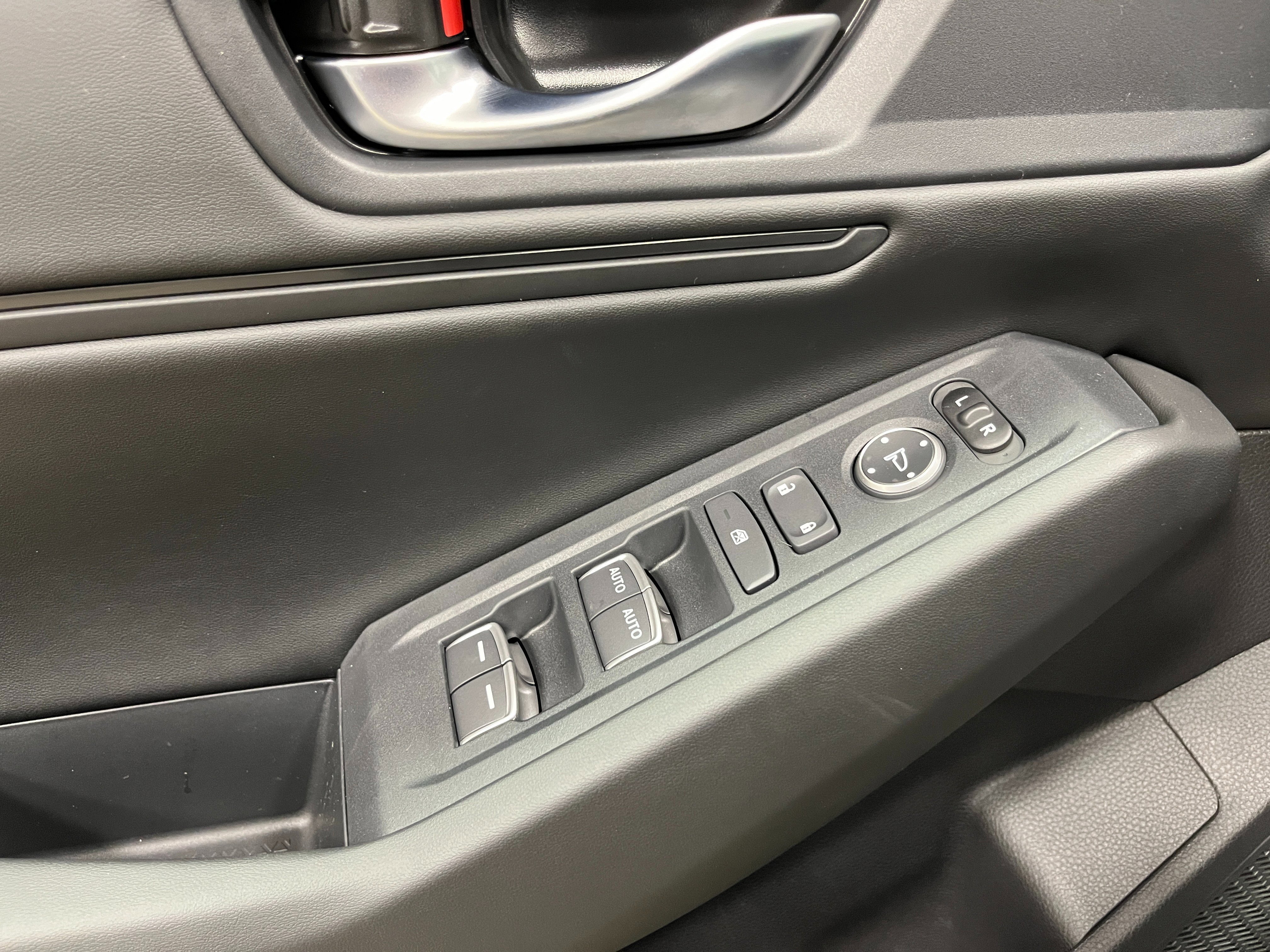 New 2025 Honda Accord SE image 14