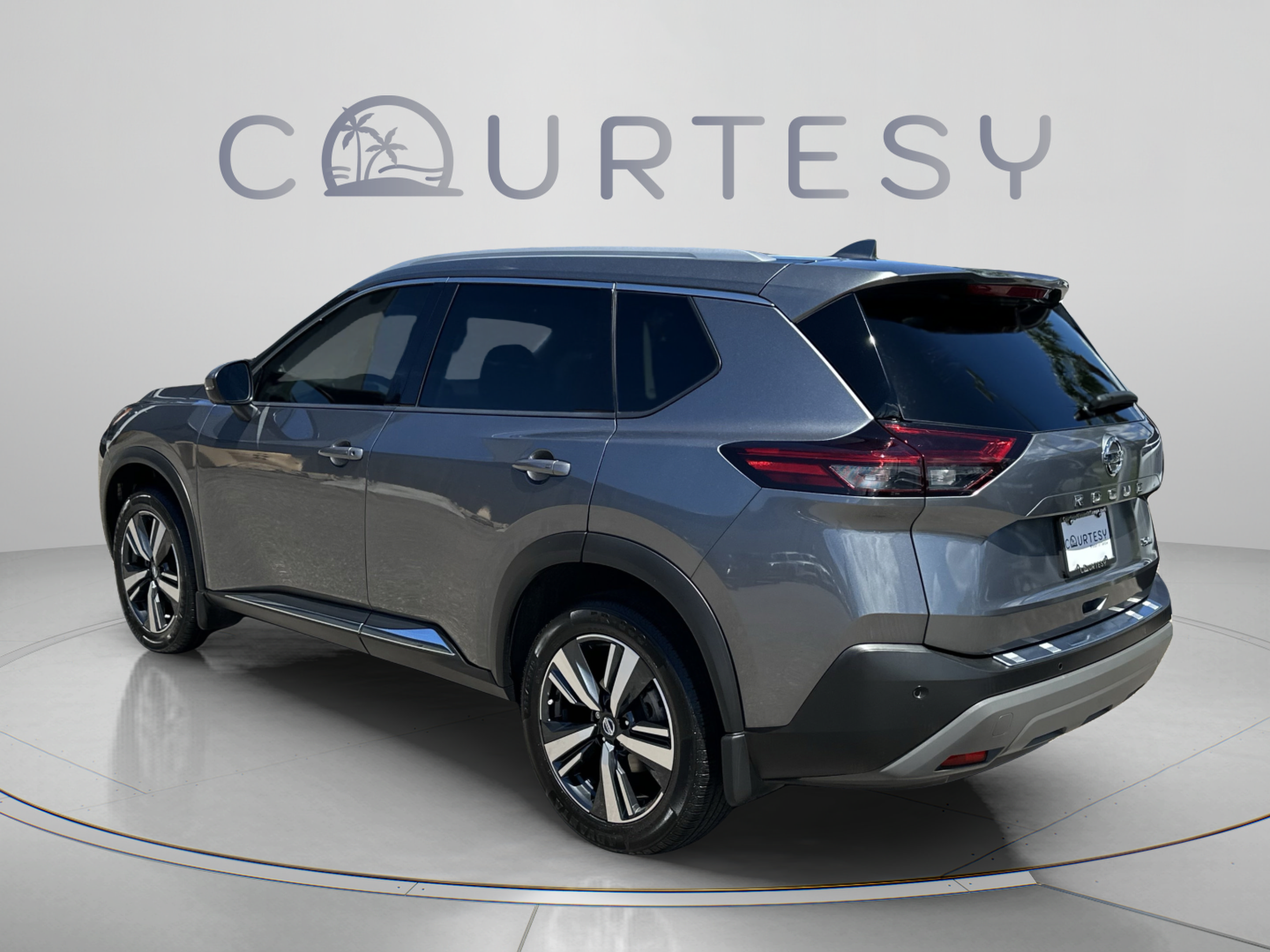 Certified 2021 Nissan Rogue SL FWD image 5