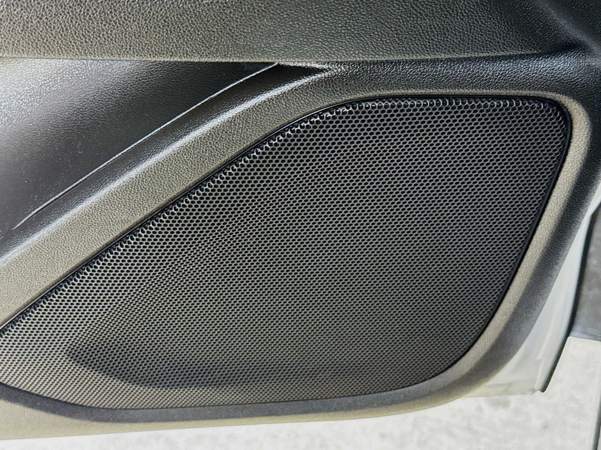 Used 2024 GMC Terrain AT4 image 21