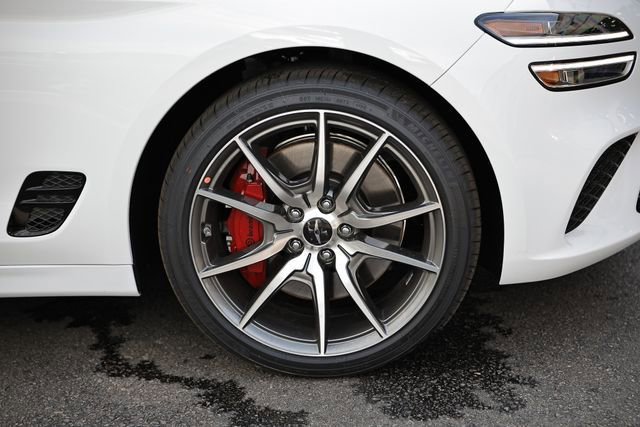 New 2025 Genesis G70 2.5T image 4