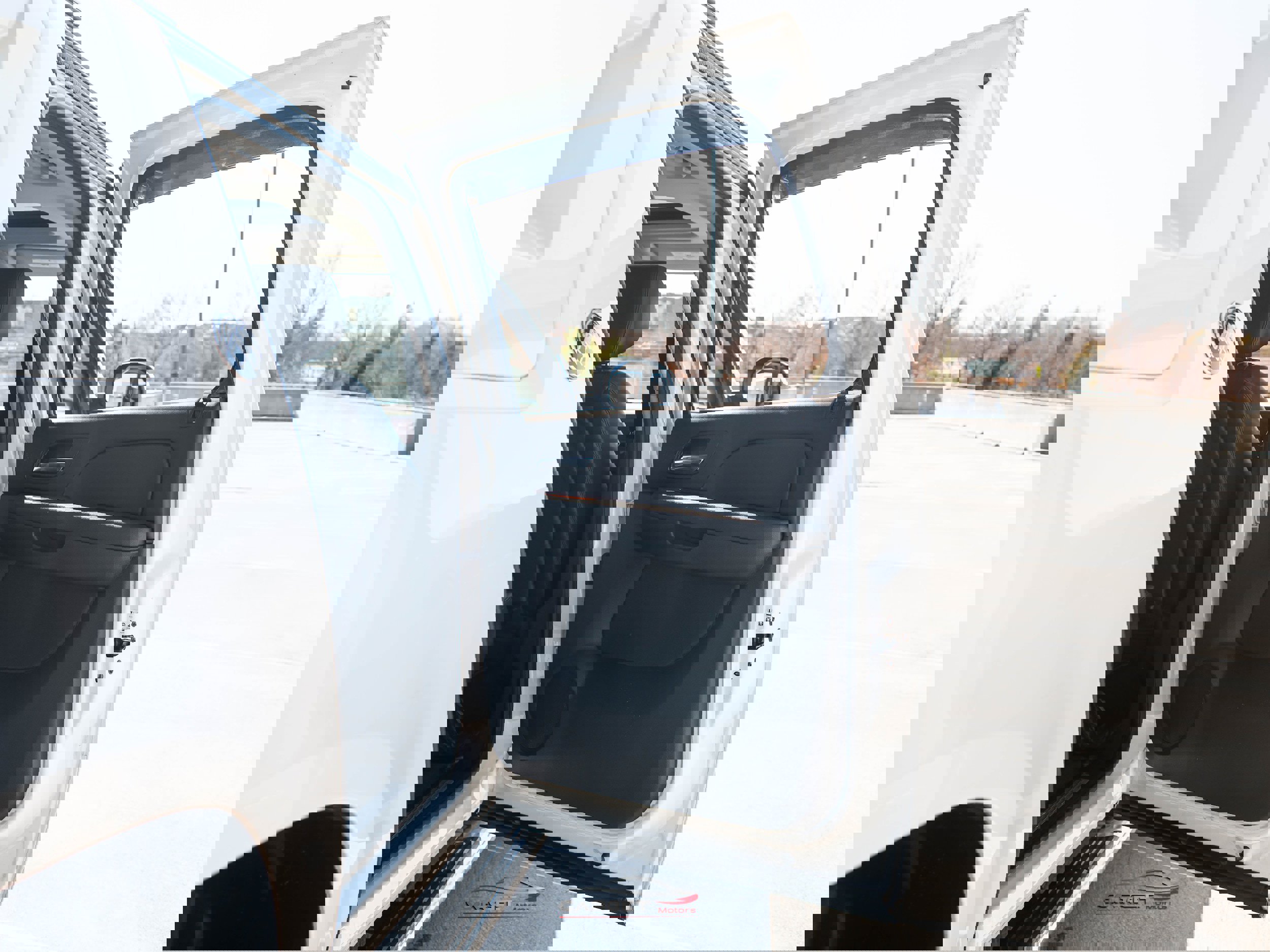 Used 2013 Chevrolet Avalanche LTZ image 43