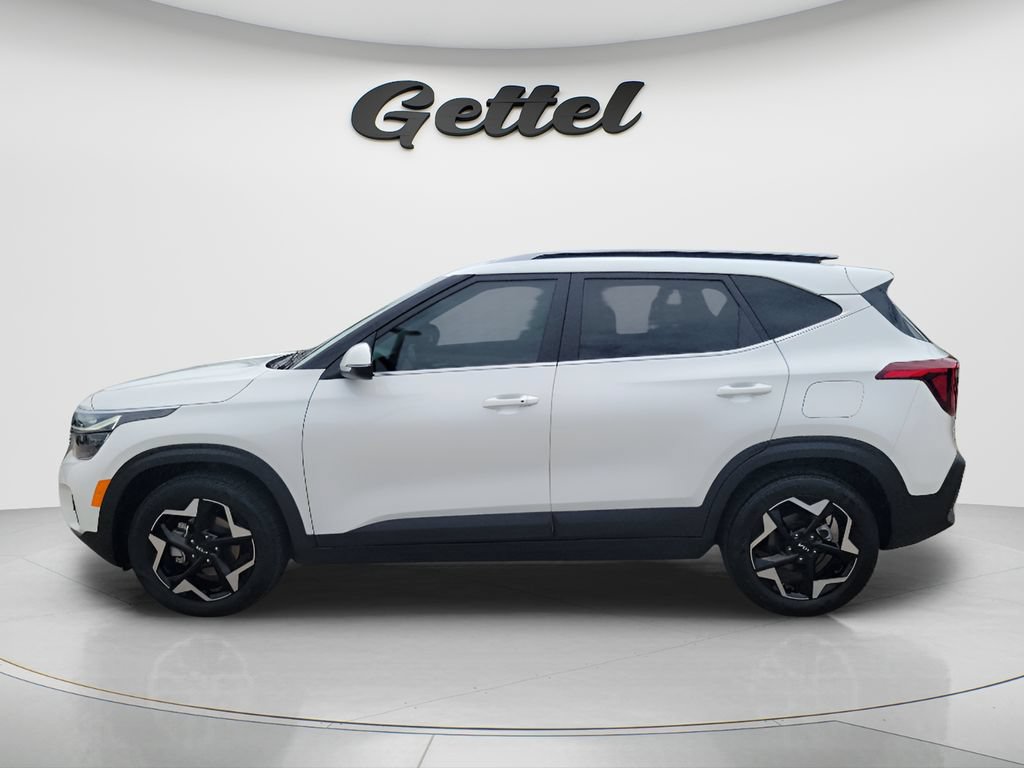 Used 2024 Kia Seltos EX FWD image 7