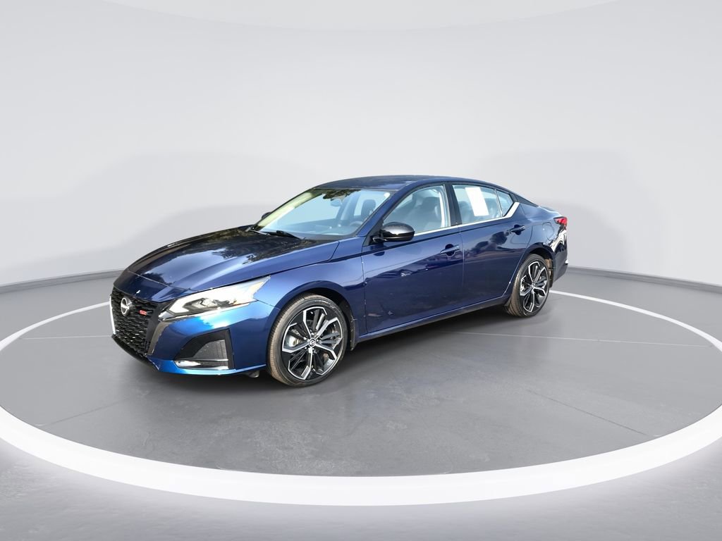 Used 2024 Nissan Altima 2.5 SR image 4