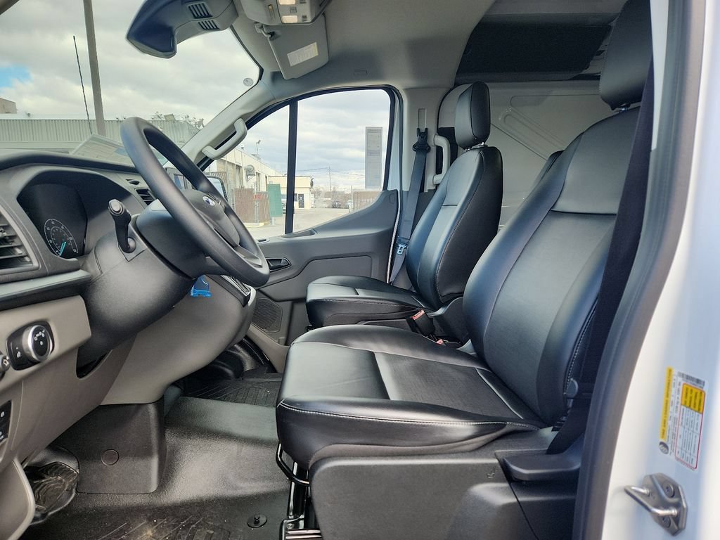 New 2024 Ford Transit 150 Low Roof RWD image 6