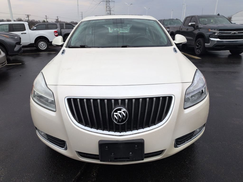 Used 2012 Buick Regal Premium image 9
