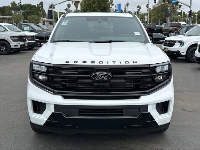 New 2026 Ford Expedition Platinum w/ Stealth Performance Package image 2