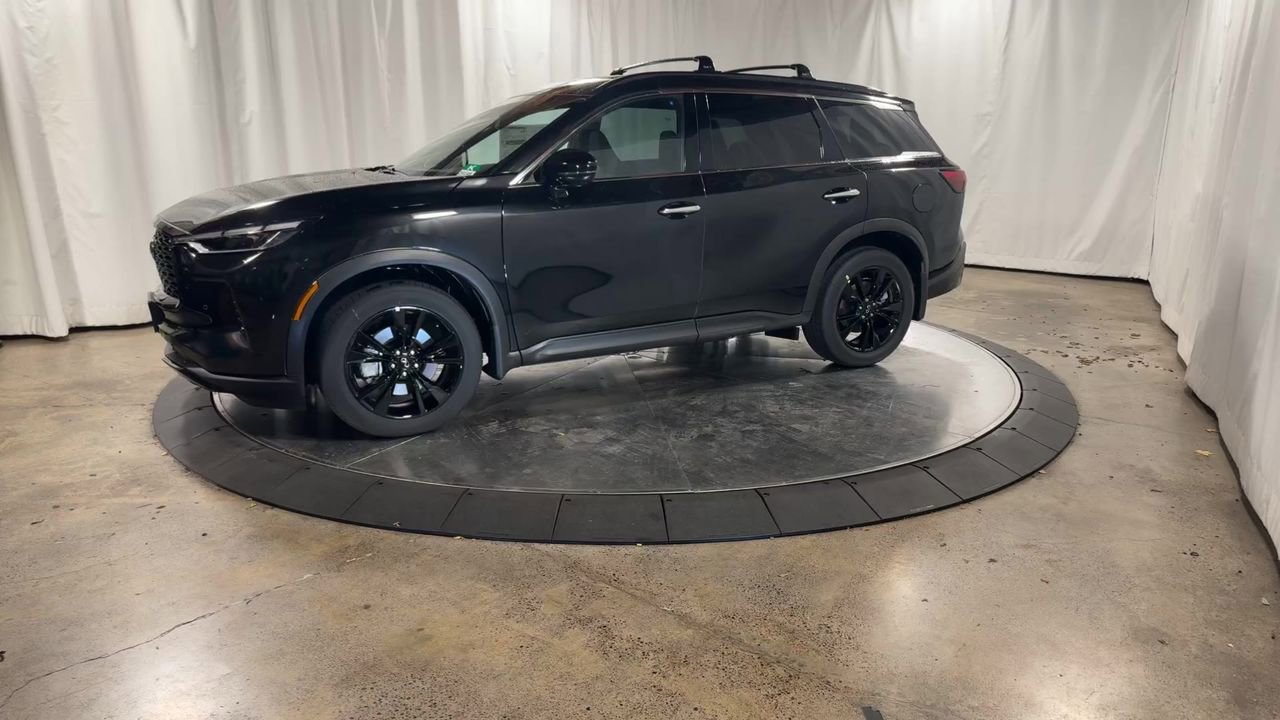 Certified 2025 INFINITI QX60 Luxe w/ Black Edition image 5