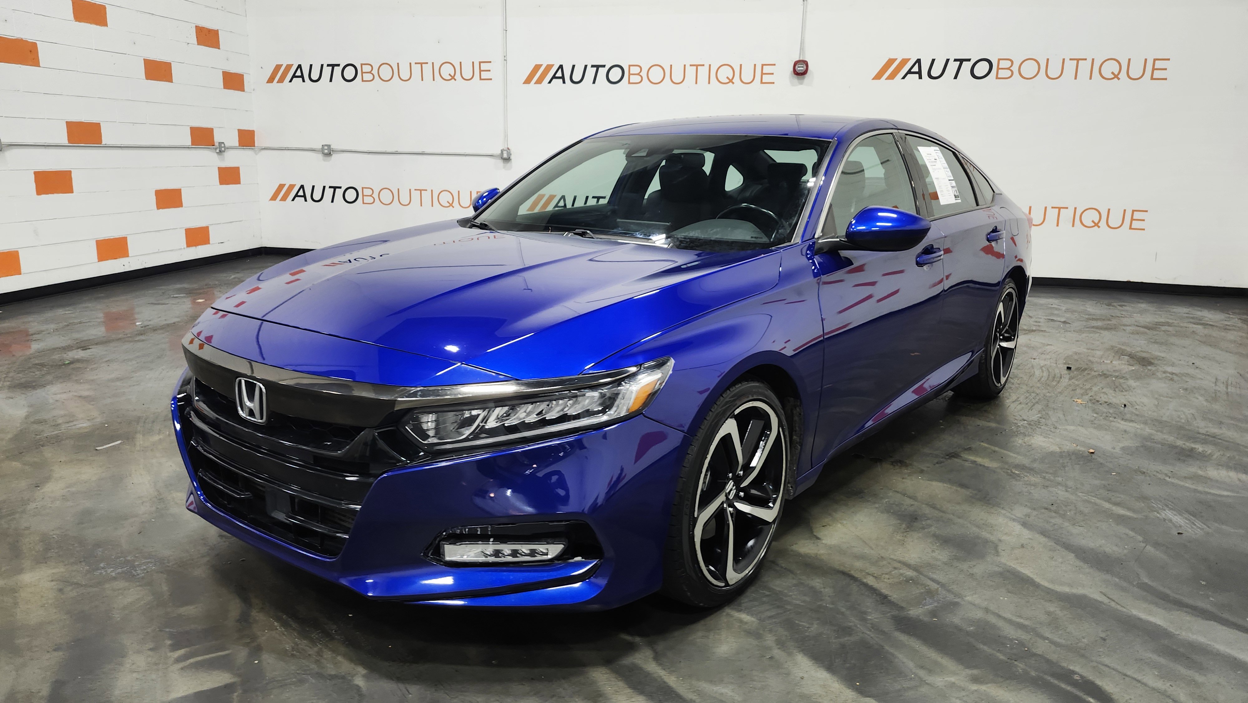 Used 2018 Honda Accord Sport image 13