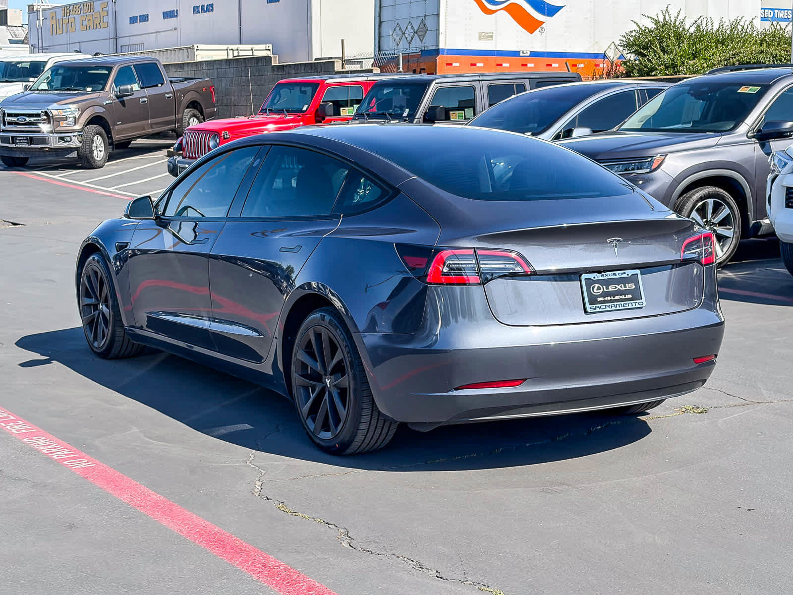 Used 2023 Tesla Model 3 Standard Range RWD image 2