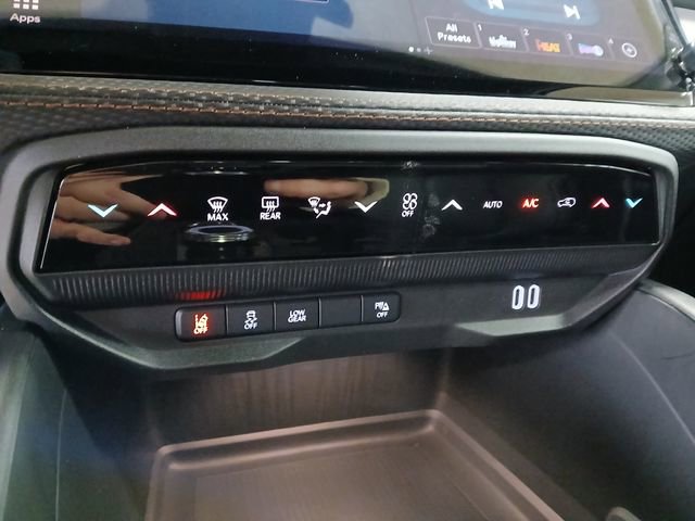 New 2026 Jeep Cherokee Limited image 17