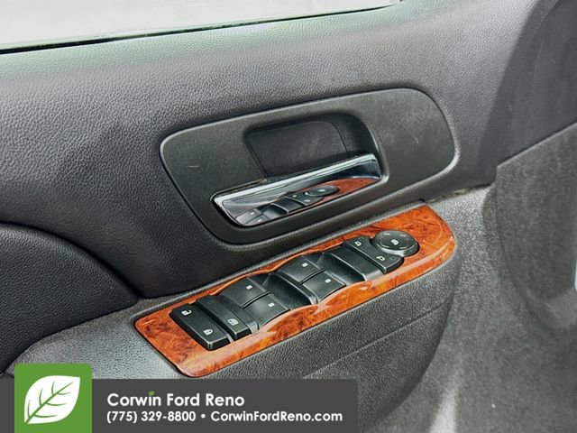 Used 2013 GMC Yukon XL SLE w/ Convenience Package image 17