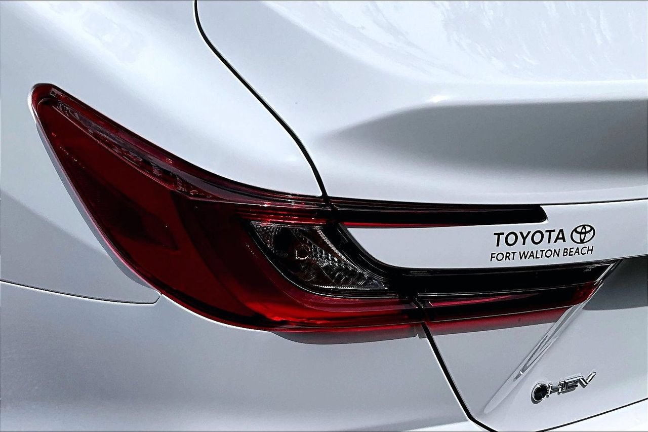 Used 2025 Toyota Camry LE FWD image 20