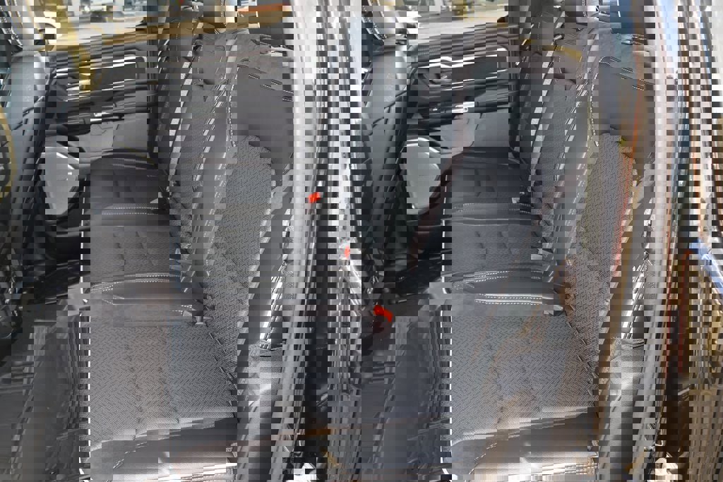 Used 2025 RAM 1500 Laramie w/ Night Edition image 16