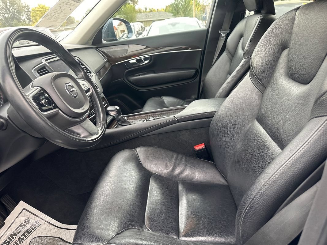 Used 2019 Volvo XC90 T6 Momentum w/ Protection Package Premier AWD/4WD image 22