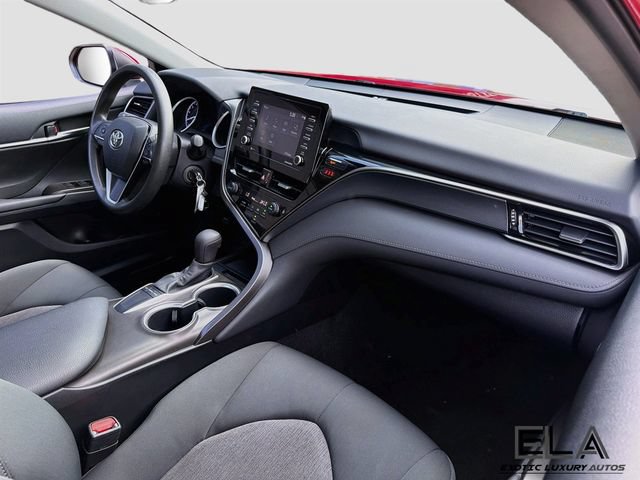 Used 2023 Toyota Camry LE FWD image 30