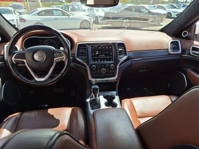 Used 2018 Jeep Grand Cherokee Summit w/ Platinum Series Group AWD/4WD image 17