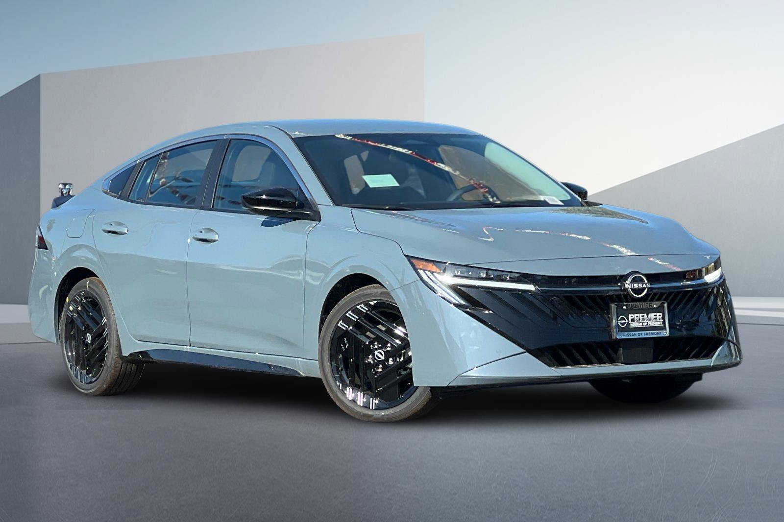 New 2027 Nissan Sentra SR w/ Floor Mat Package FWD image 2