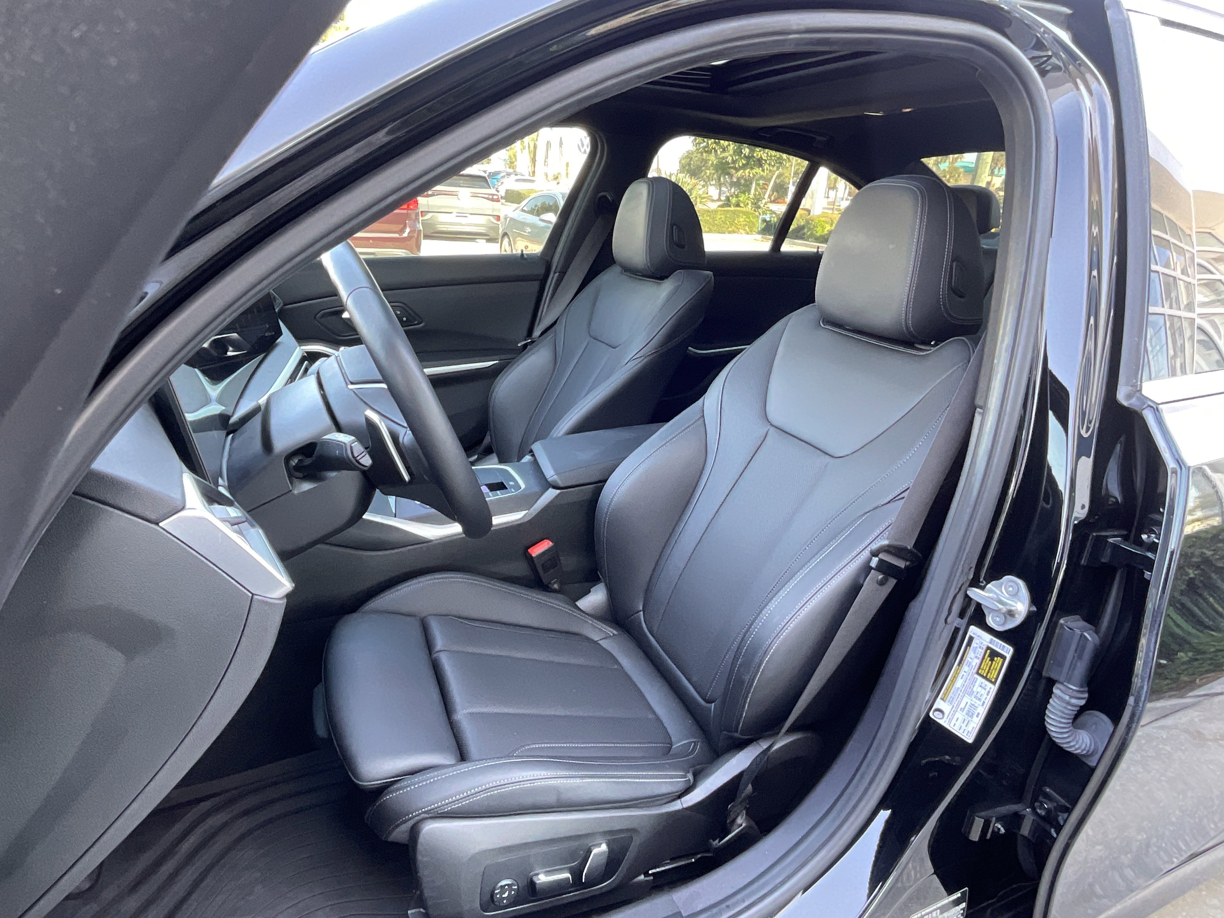 Certified 2024 BMW 330i Sedan w/ Premium Package image 11