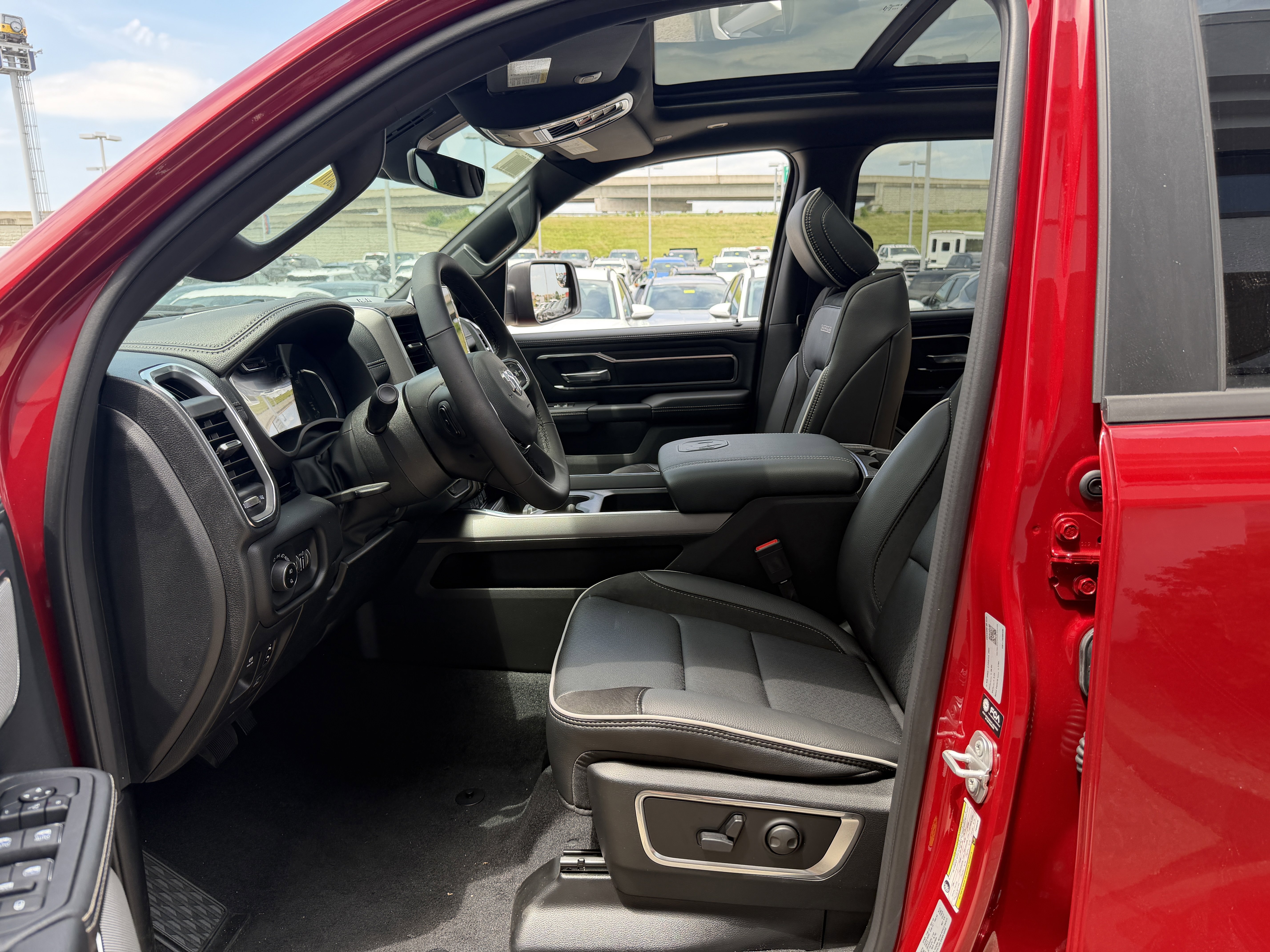 New 2026 RAM 1500 Laramie w/ Night Edition AWD/4WD image 40