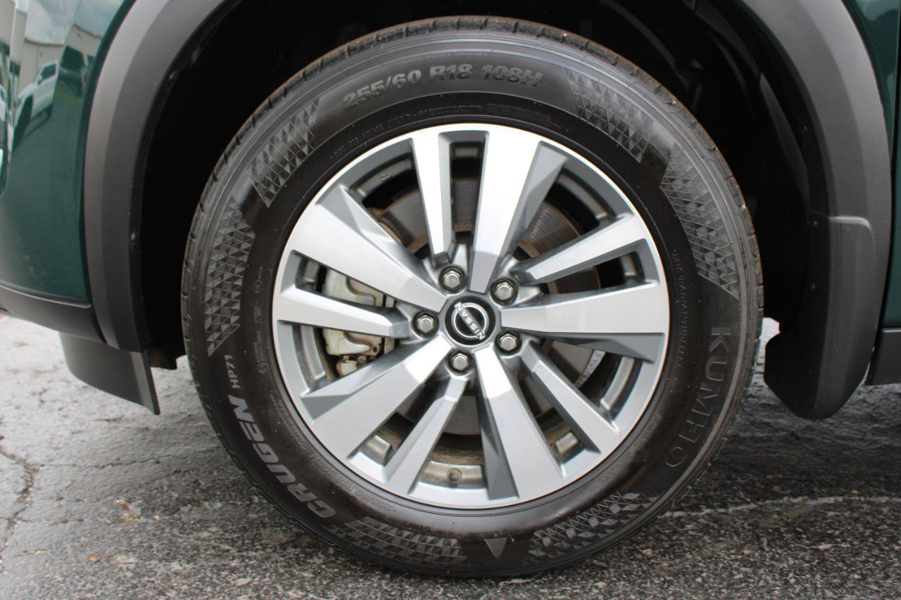 Used 2025 Nissan Pathfinder SL AWD/4WD image 52