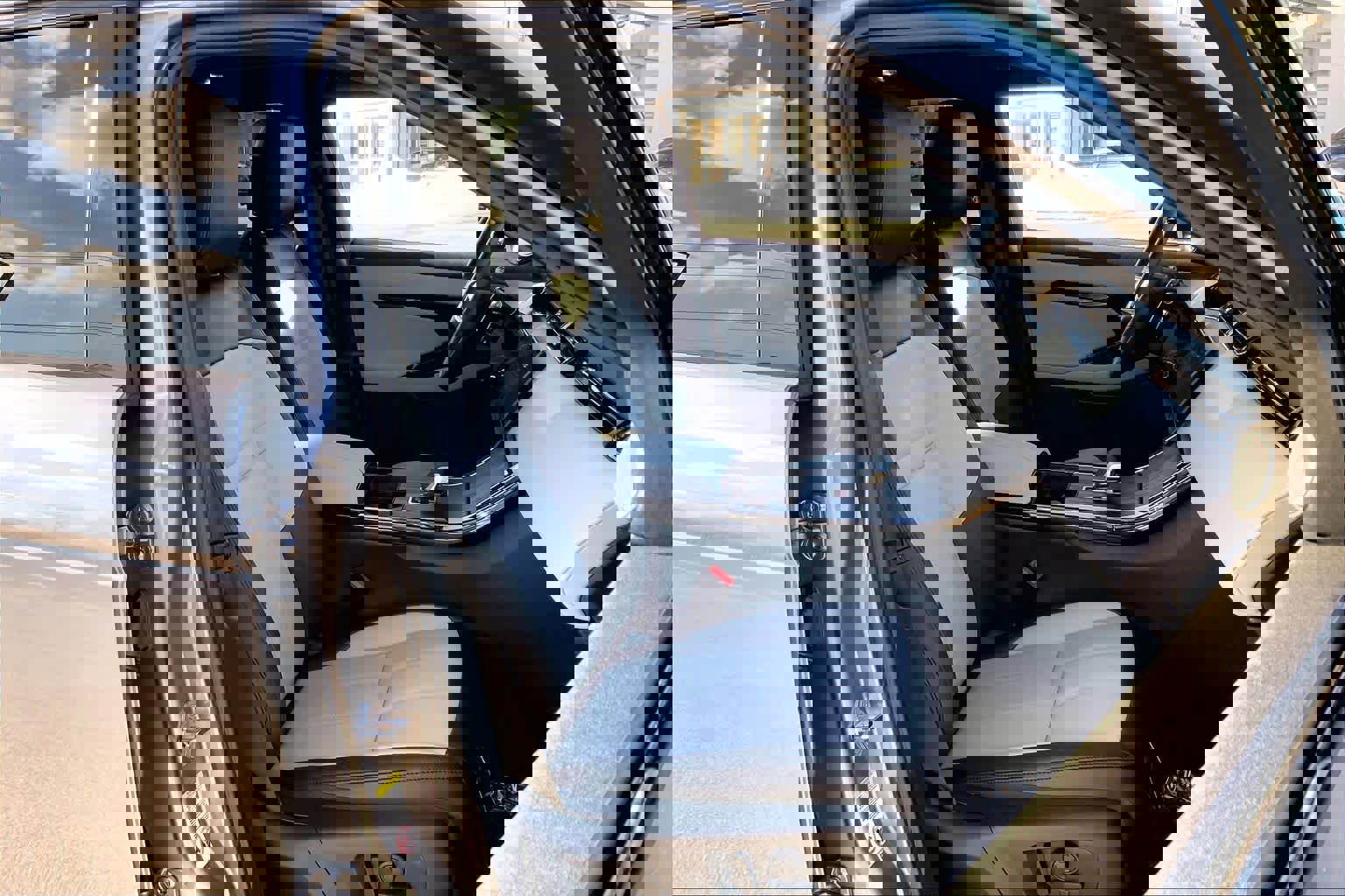 Certified 2026 Land Rover Range Rover Evoque Dynamic SE image 8