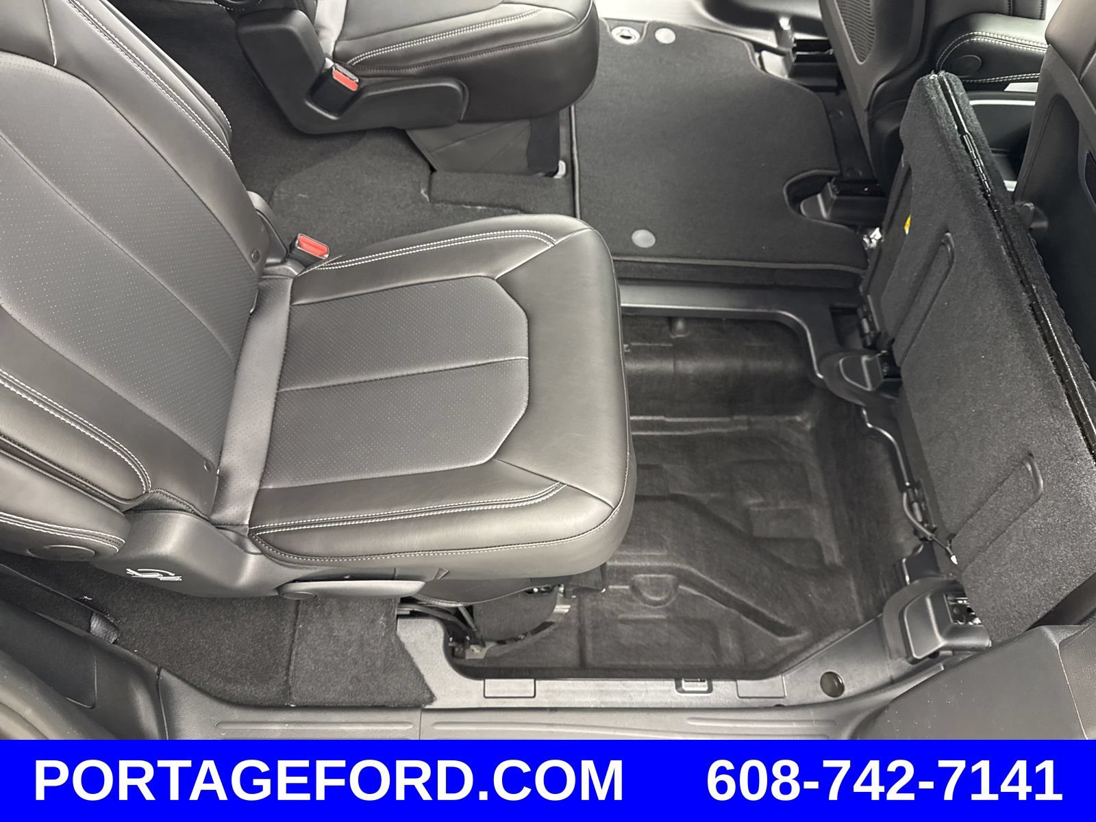 New 2026 Chrysler Pacifica Select w/ S Appearance Package FWD image 37