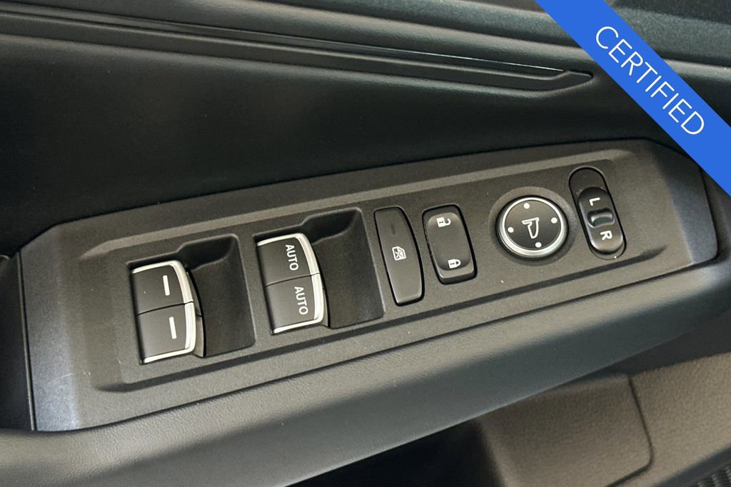 Certified 2025 Honda Accord SE image 12
