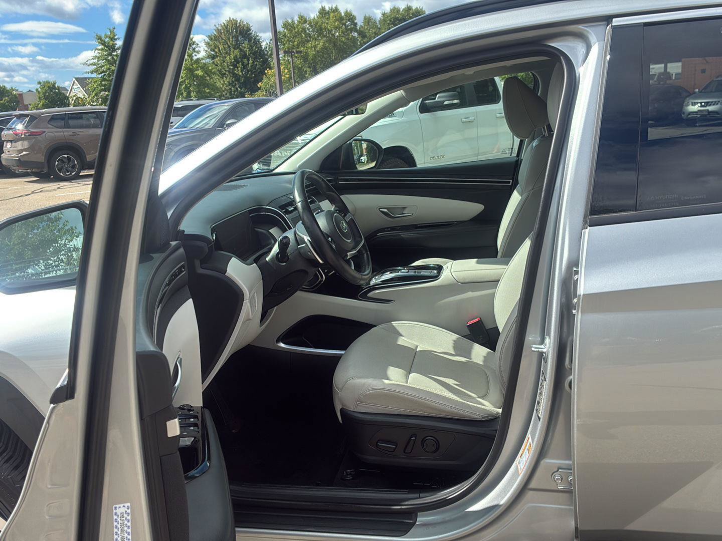 Certified 2024 Hyundai Tucson Limited AWD/4WD image 34