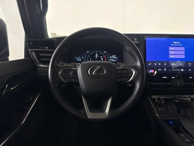 Used 2024 Lexus GX 550 w/ Cold Area Package AWD/4WD image 36